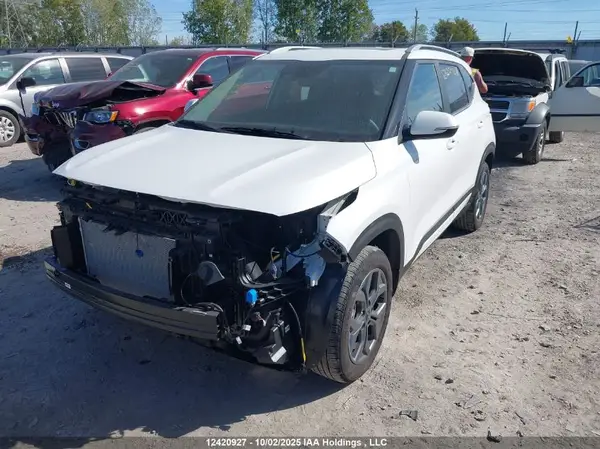 KNDEUCAA5S7800077 2025 KIA SELTOS - Image 2