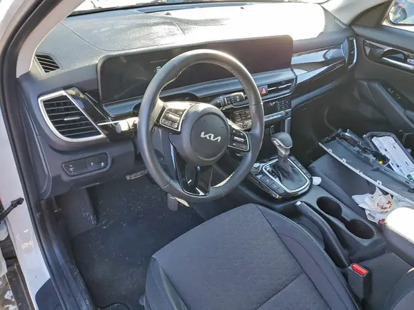 KNDEUCAA5S7821494 2025 KIA SELTOS - Image 8