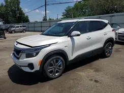 KNDEUCAA6M7048831 2021 KIA SELTOS