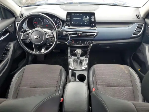 KNDEUCAA6M7095910 2021 KIA SELTOS - Image 8