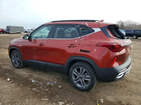 KNDEUCAA6M7104248 2021 KIA SELTOS - Image 2
