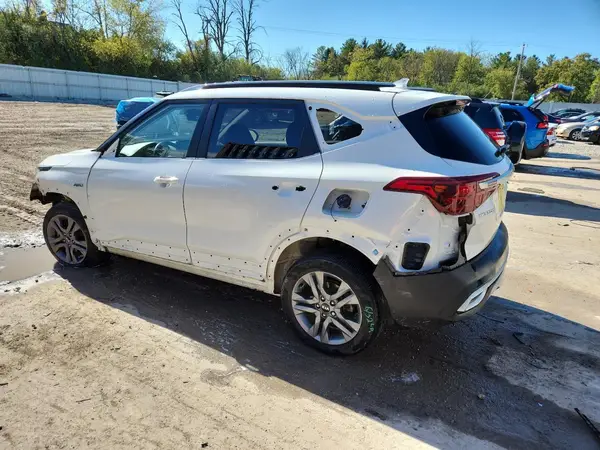 KNDEUCAA6M7145379 2021 KIA SELTOS - Image 2