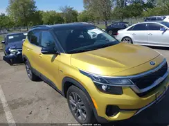 KNDEUCAA6M7183033 2021 KIA SELTOS