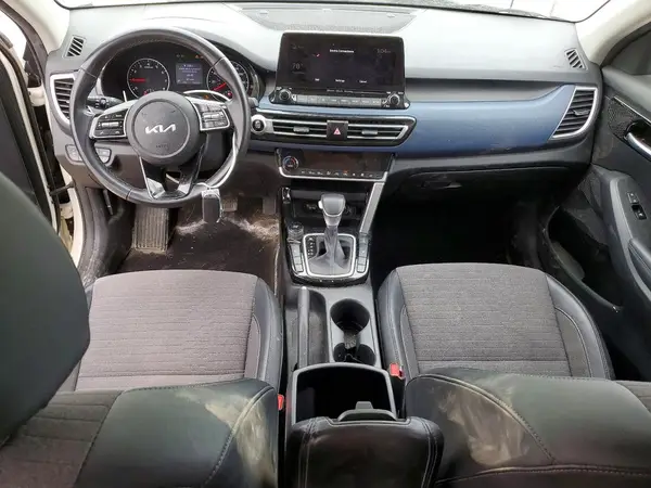 KNDEUCAA6N7248514 2022 KIA SELTOS - Image 8