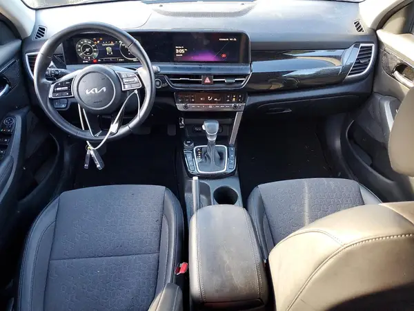 KNDEUCAA6R7473022 2024 KIA SELTOS - Image 8