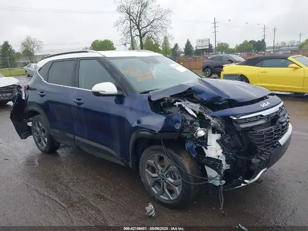 KNDEUCAA6R7487387 2024 KIA SELTOS - Image 1