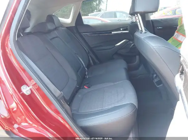 KNDEUCAA6R7540475 2024 KIA SELTOS - Image 8