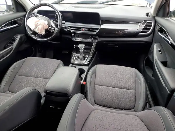 KNDEUCAA6R7603641 2024 KIA SELTOS - Image 8