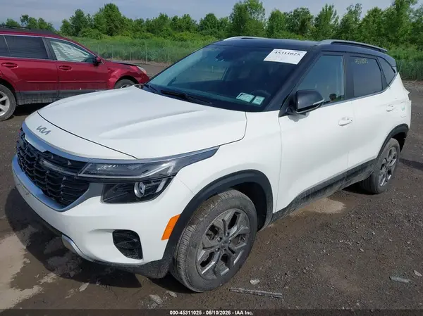 KNDEUCAA6R7633240 2024 KIA SELTOS - Image 2