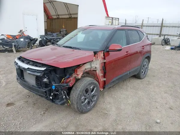 KNDEUCAA6R7633254 2024 KIA SELTOS - Image 2
