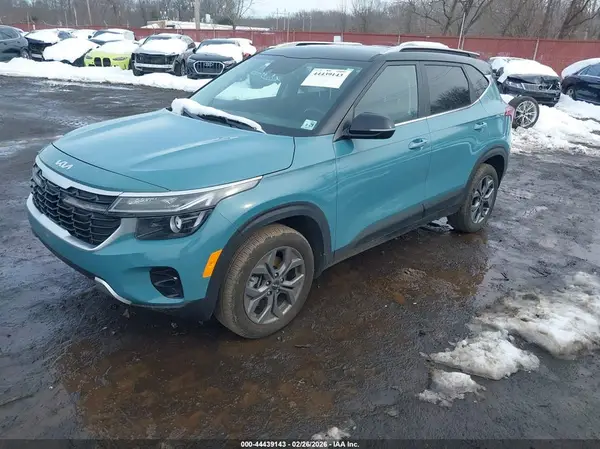 KNDEUCAA6R7651169 2024 KIA SELTOS - Image 2