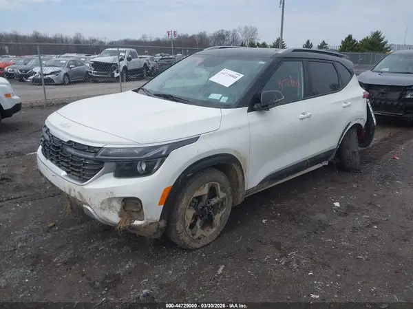 KNDEUCAA6S7735496 2025 KIA SELTOS - Image 2