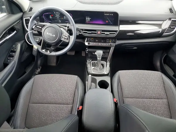 KNDEUCAA6S7762276 2025 KIA SELTOS - Image 8