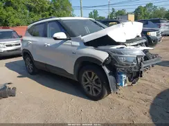KNDEUCAA7M7158805 2021 KIA SELTOS