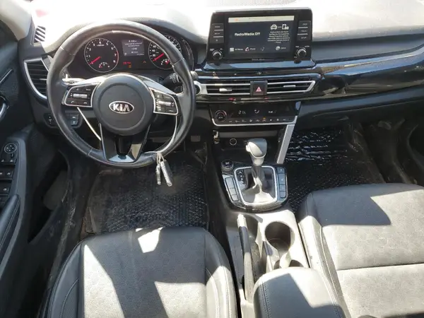 KNDEUCAA7M7159727 2021 KIA SELTOS - Image 8