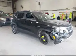 KNDEUCAA7M7185602 2021 KIA SELTOS