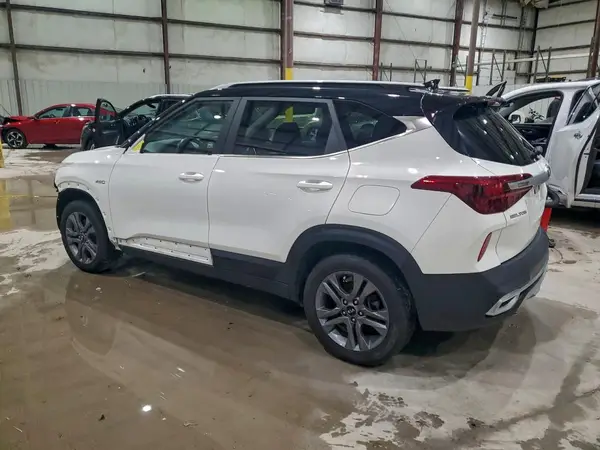 KNDEUCAA7M7223359 2021 KIA SELTOS - Image 2