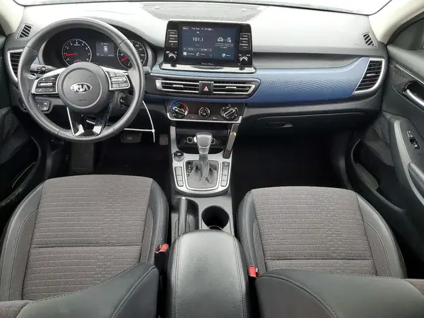 KNDEUCAA7M7223488 2021 KIA SELTOS - Image 8
