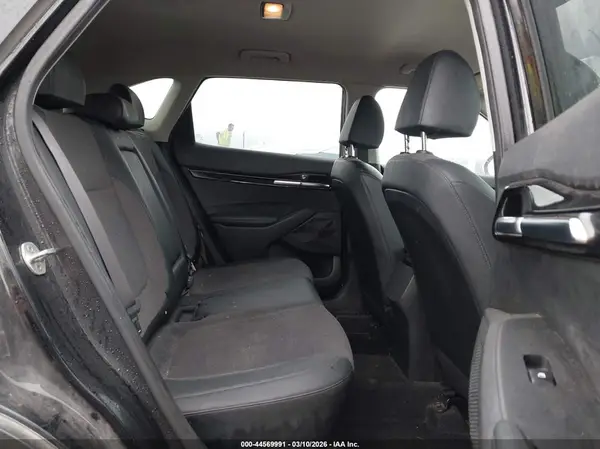 KNDEUCAA7M7228495 2021 KIA SELTOS - Image 8