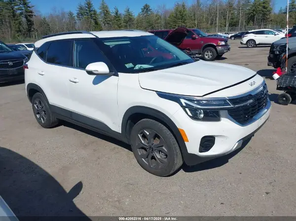 KNDEUCAA7R7611201 2024 KIA SELTOS - Image 1