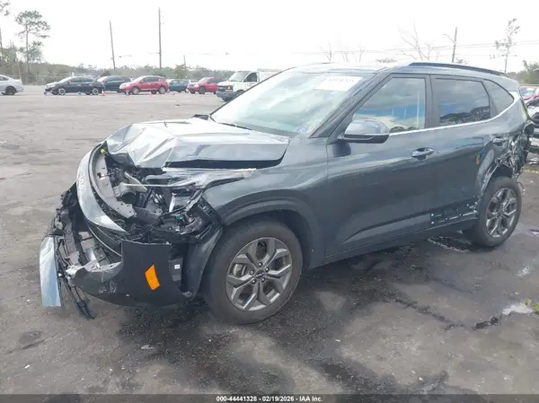 KNDEUCAA7R7629469 2024 KIA SELTOS - Image 2