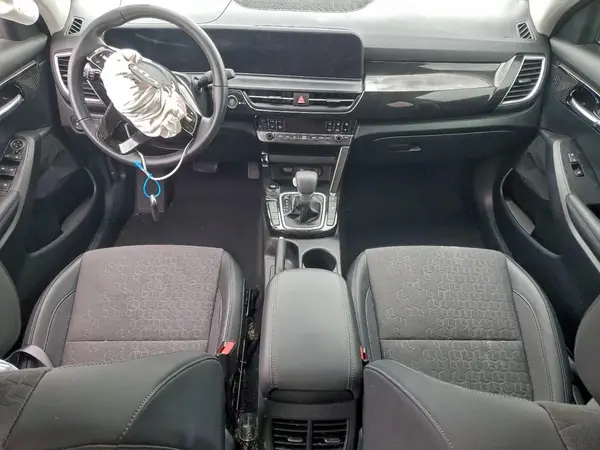 KNDEUCAA7R7632081 2024 KIA SELTOS - Image 8