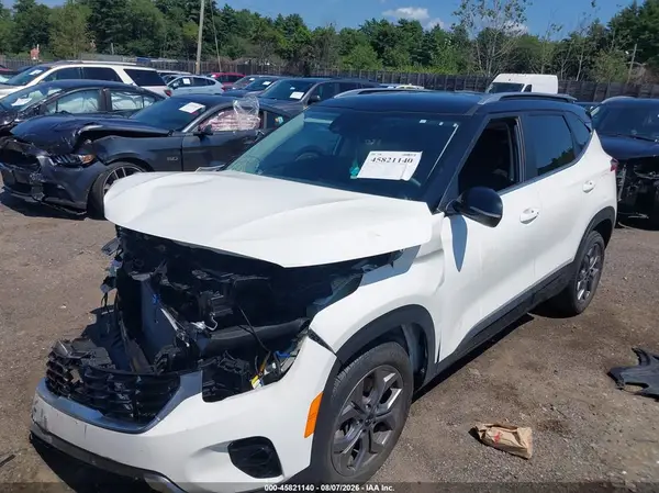 KNDEUCAA7R7653500 2024 KIA SELTOS - Image 2