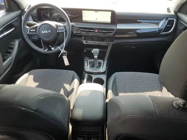 KNDEUCAA7S7749407 2025 KIA SELTOS - Image 8