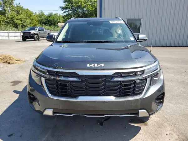 2025 KIA SELTOS COPART lot 69037105 auction photo 5