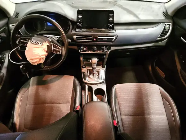 KNDEUCAA8M7046188 2021 KIA SELTOS - Image 8