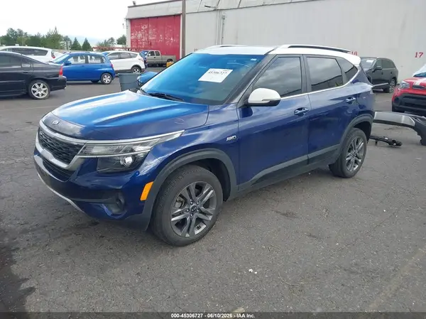 KNDEUCAA8M7059393 2021 KIA SELTOS - Image 2