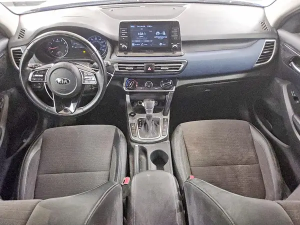 KNDEUCAA8M7174415 2021 KIA SELTOS - Image 8