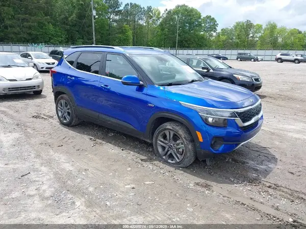 KNDEUCAA8M7184183 2021 KIA SELTOS - Image 1