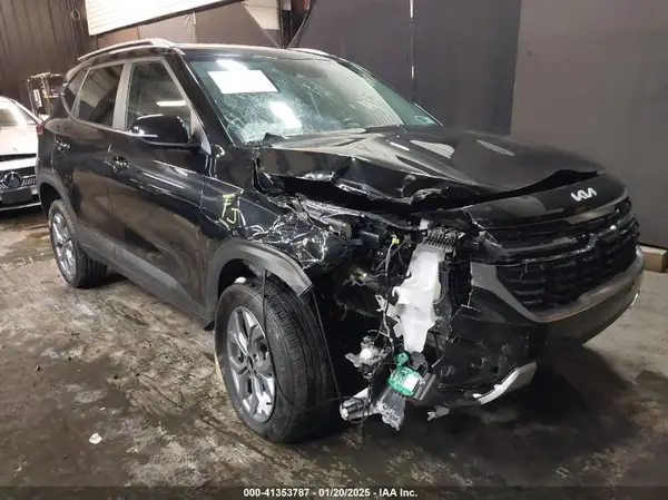 KNDEUCAA8R7522642 2024 KIA SELTOS - Image 1