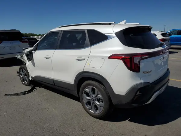 KNDEUCAA8R7538548 2024 KIA SELTOS - Image 2