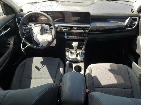 KNDEUCAA8R7538548 2024 KIA SELTOS - Image 8