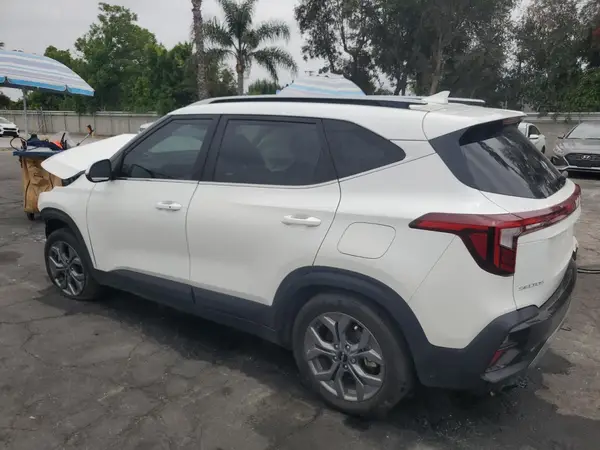 KNDEUCAA8R7542616 2024 KIA SELTOS - Image 2