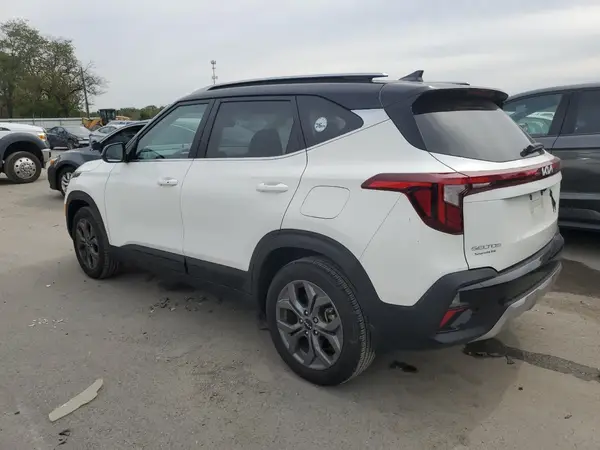 KNDEUCAA8R7617024 2024 KIA SELTOS - Image 2