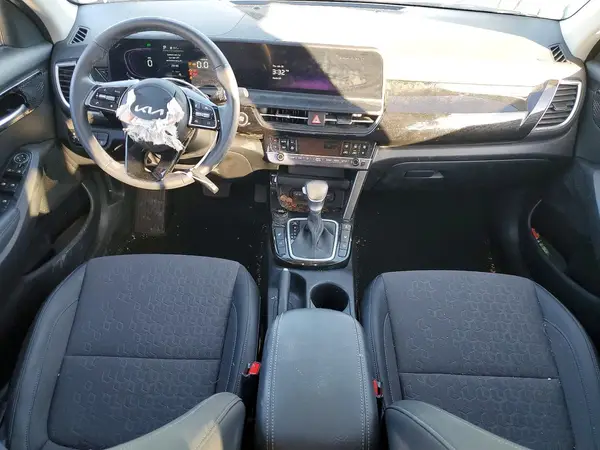 KNDEUCAA8S7672062 2025 KIA SELTOS - Image 8