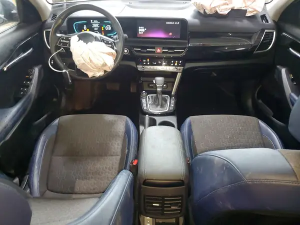 KNDEUCAA8S7725276 2025 KIA SELTOS - Image 8