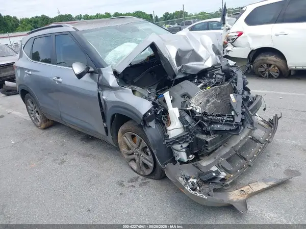 KNDEUCAA9M7084593 2021 KIA SELTOS - Image 1