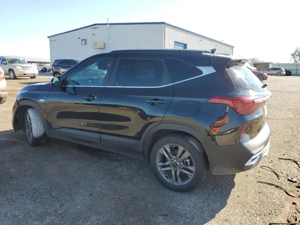 KNDEUCAA9M7178425 2021 KIA SELTOS - Image 2