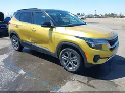 KNDEUCAA9M7222956 2021 KIA SELTOS