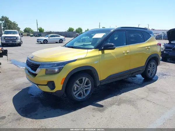 KNDEUCAA9M7222956 2021 KIA SELTOS - Image 2