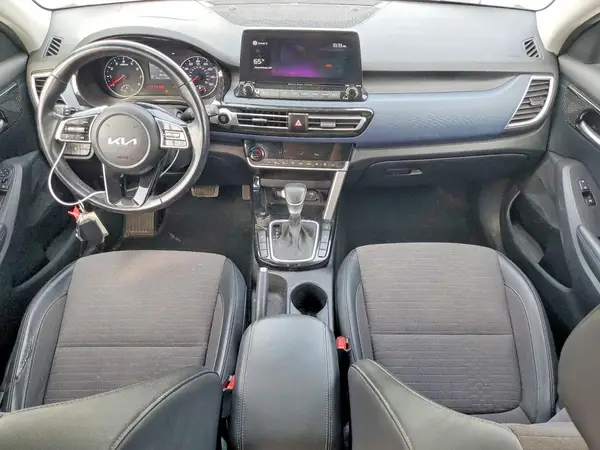 KNDEUCAA9N7251682 2022 KIA SELTOS - Image 8