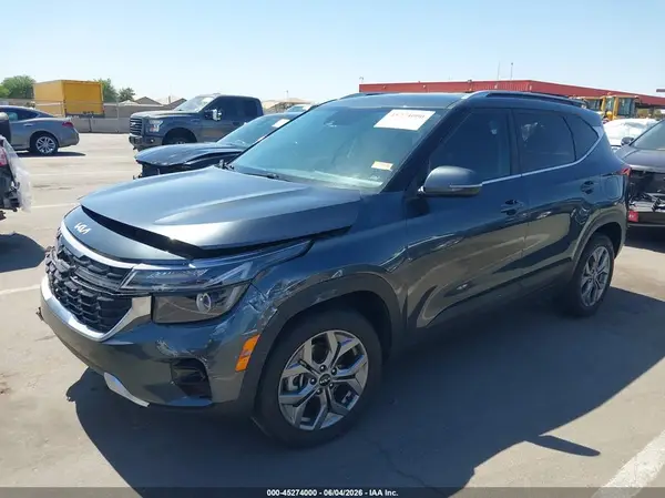 KNDEUCAA9R7496889 2024 KIA SELTOS - Image 2