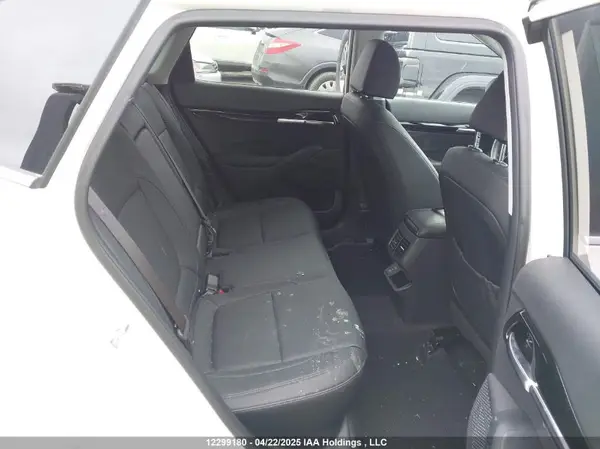 KNDEUCAA9R7523864 2024 KIA SELTOS - Image 8