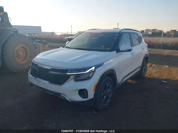 KNDEUCAA9R7551499 2024 KIA SELTOS - Image 2