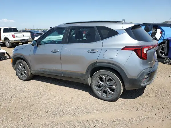 KNDEUCAA9R7585989 2024 KIA SELTOS - Image 2