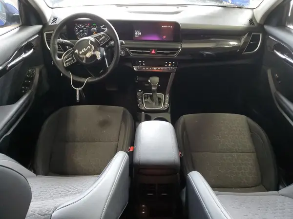 KNDEUCAA9R7633216 2024 KIA SELTOS - Image 8